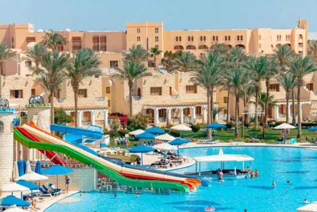 Royal Lagoons Resort & Aqua Park